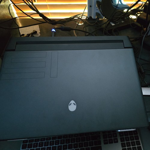 Alienware m15 - m15, 15.6"