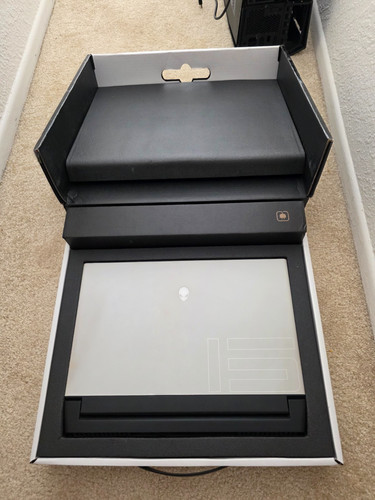 Alienware m15 i7 - m15, r2